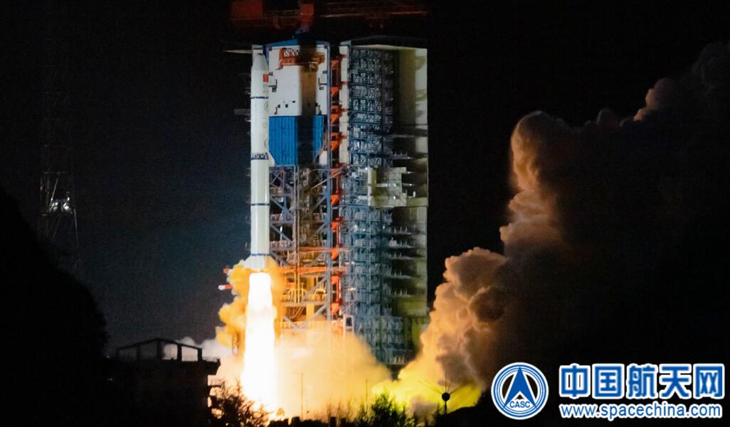 一箭十一星！长二丙火箭成功发射吉利星座02组卫星
